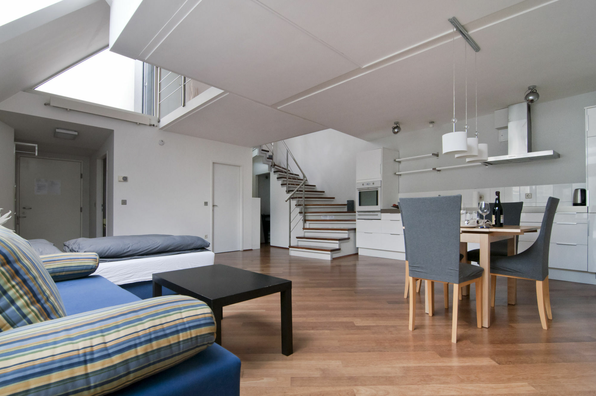 Penthouse At Passauer Platz Apartment เวียนนา ภายนอก รูปภาพ
